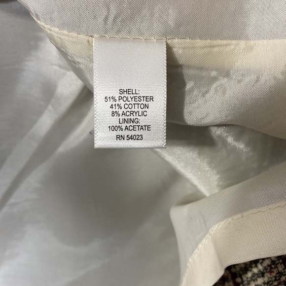 Banana Republic Mini Skirt Tweed Black, Cream, & Magenta / Red Lined. Size: 6 - Picture 6 of 6